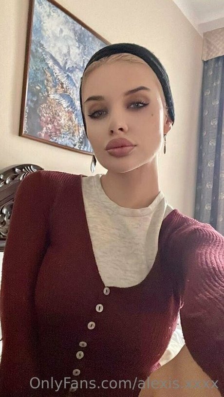 alexis xxxx hd actress pic