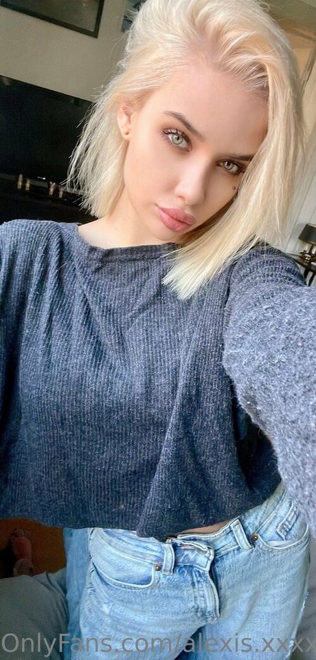 alexis xxxx Profile pic