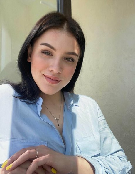 lerabigbabyass model adult img