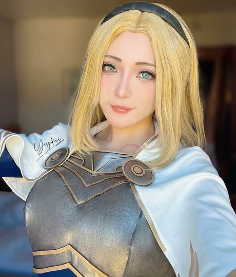 Yuji Koi star porn photo