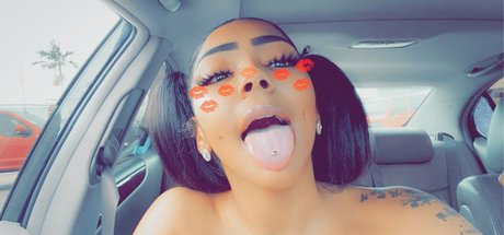 tokyoo model top pics