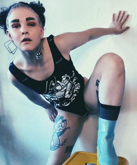 eeemmmthegoddess top model archive