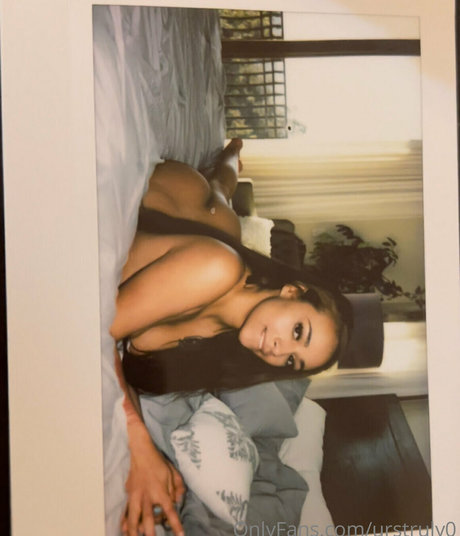 urstruly ali nice model photos