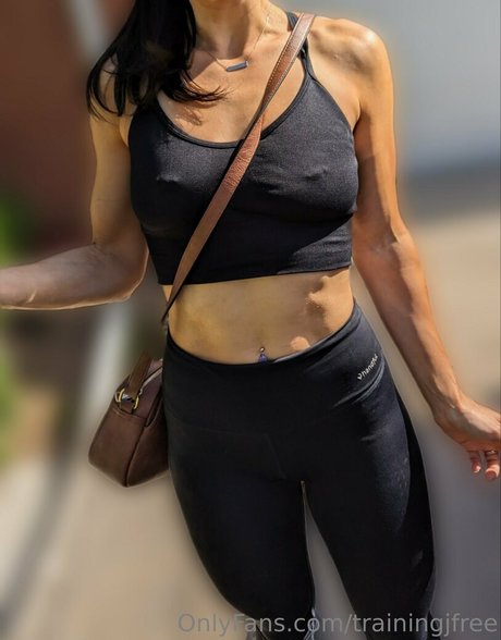 trainingjfree nude model image