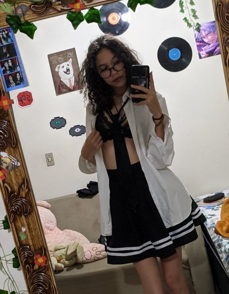 Thesuusu star nude img