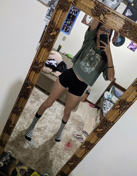 Thesuusu pretty pornstar picture