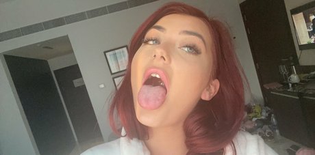 lorinajane Profile pic