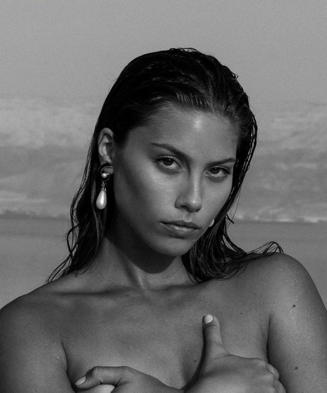 Yeela Frumkin model hot images