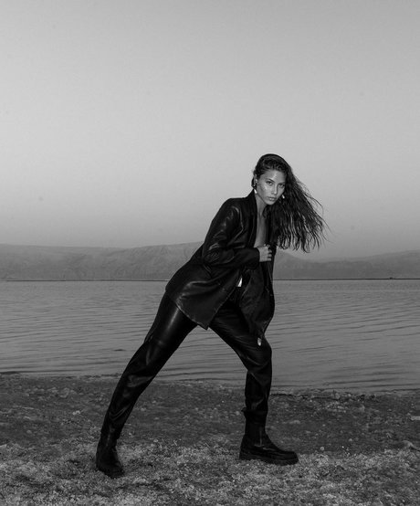 Yeela Frumkin pornstar hd pictures