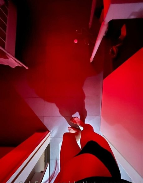 chatbot uncensored model sexy photos