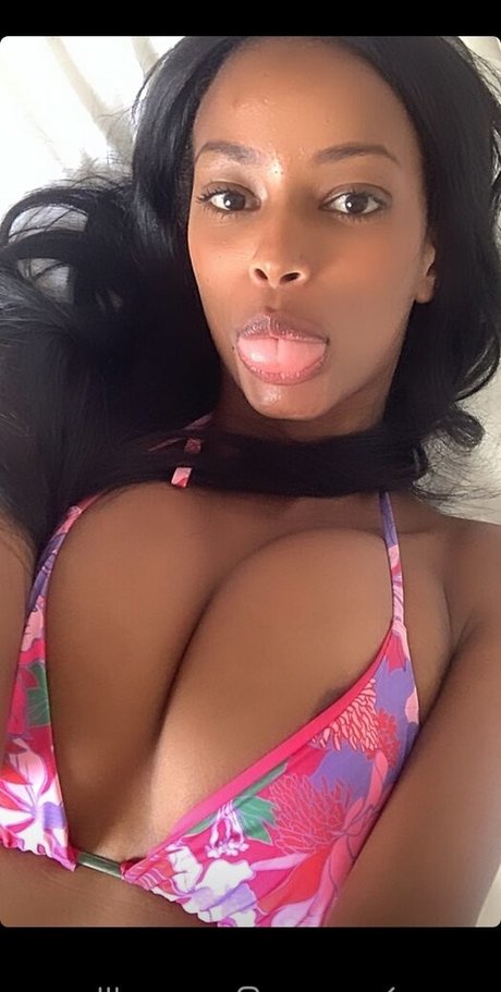 Tami Takala adult model pictures