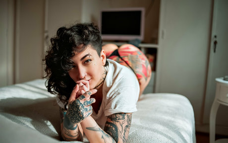 julh4 free adult star img