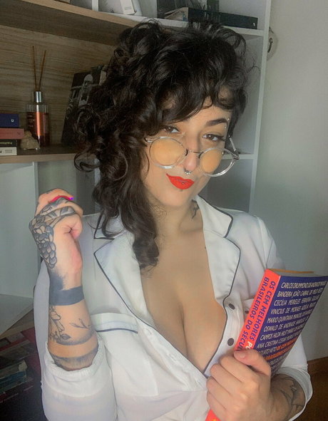 julh4 free hot actress galleries