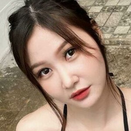 Chasandra Florence model hd archive