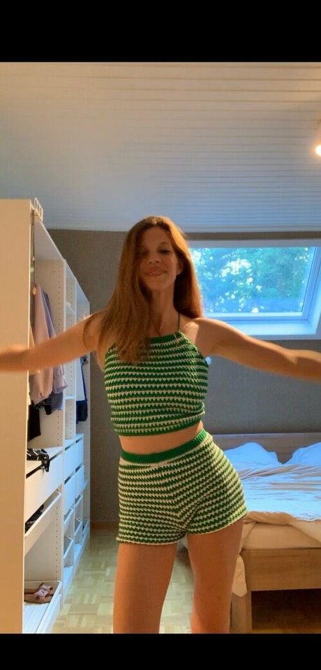 lovvejane porn actress img