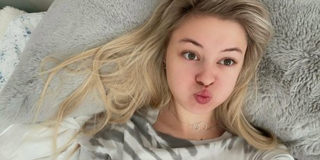 ambermoorexxx perfect actress galleries