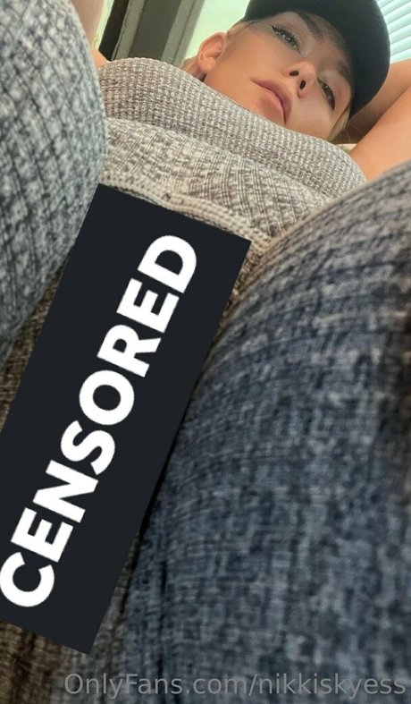 senpaidaddio art model photos