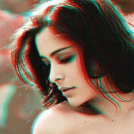 Larissa Riquelme art star pictures