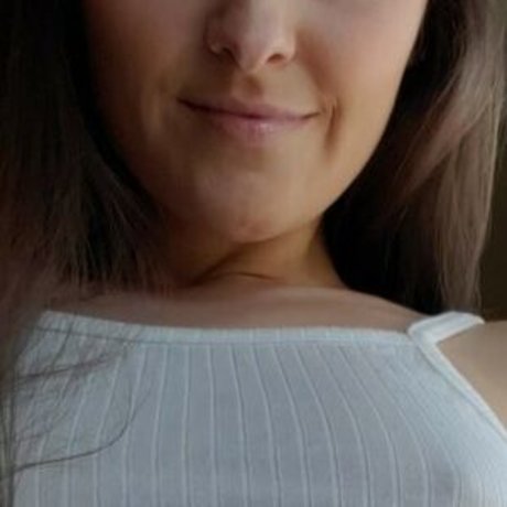 EmmaPaisley sex pornstar pic