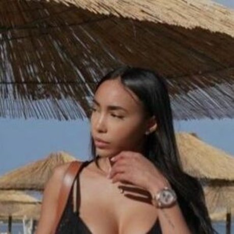 Paola Henriquez pretty pornstar img