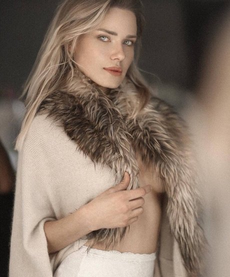 Eve Tsur pornstar high quality pictures