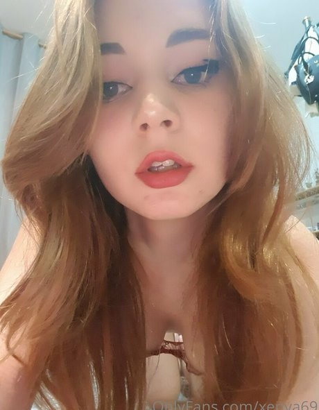 xenya69 model top img