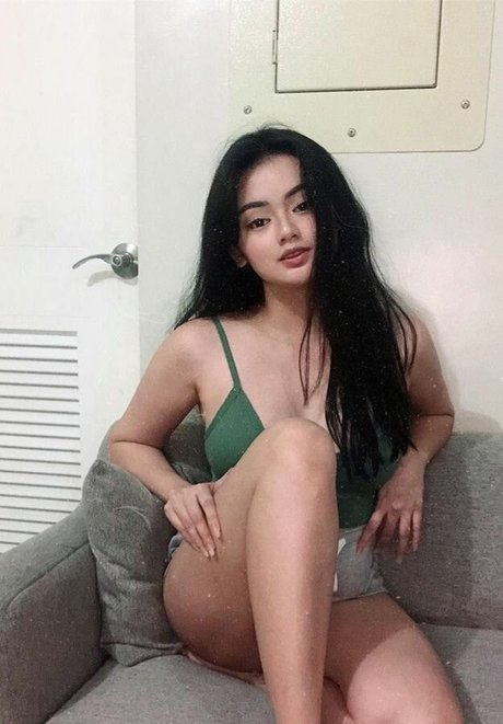 Lhea Bernardino adult star pics