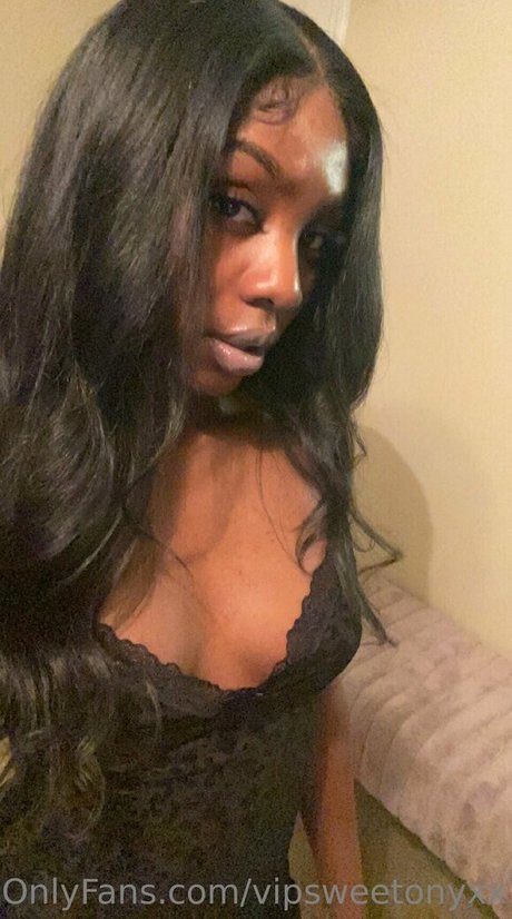 vipsweetonyxx star sexy gallery