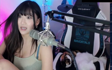 Aria Saki sex pornstar image