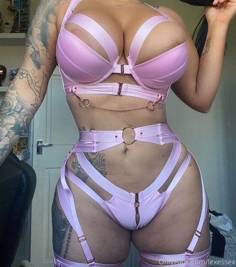 lexessex exclusive pornstar photo