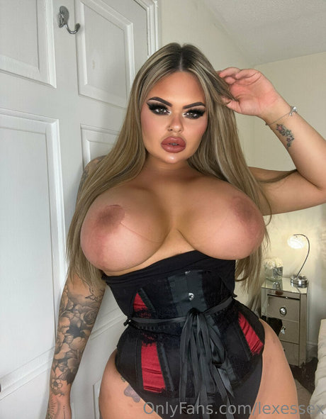 lexessex xxx pornstar gallery