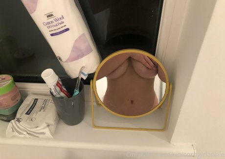 annietaboo hot pornstar galleries