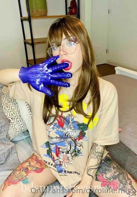 caroline miss star nudes pics