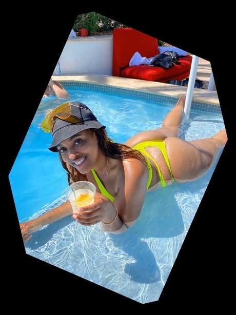 Sasha Rich model high quality pics