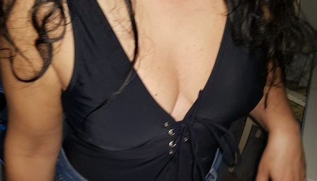 Saramilf xxx actress pic