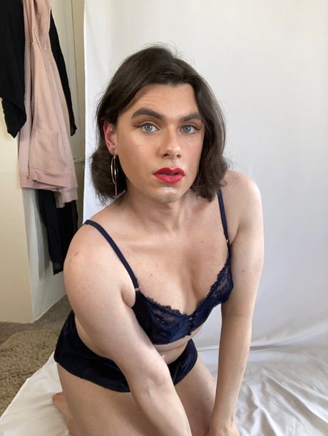 Sara Pinku perfect pornstar galleries