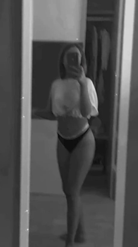 Sarahi pornstar nice img