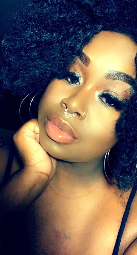 Sassy Sapphir_ adult actress pics