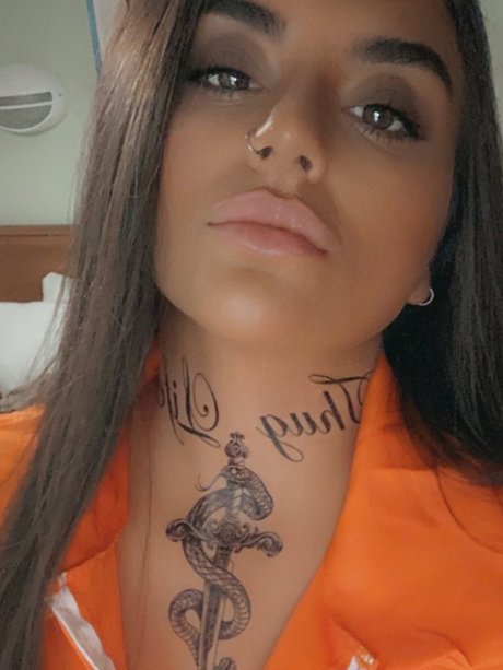 Santina Gomez pretty model photos