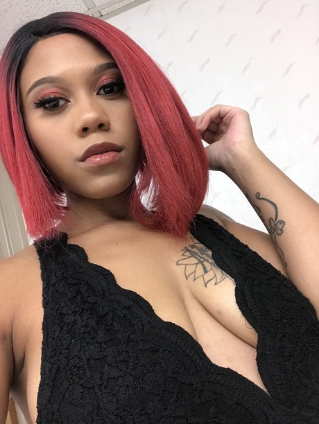 Pebbles_ nudes model photo