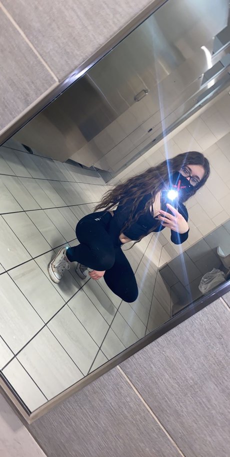 Daddy Sass model nice img