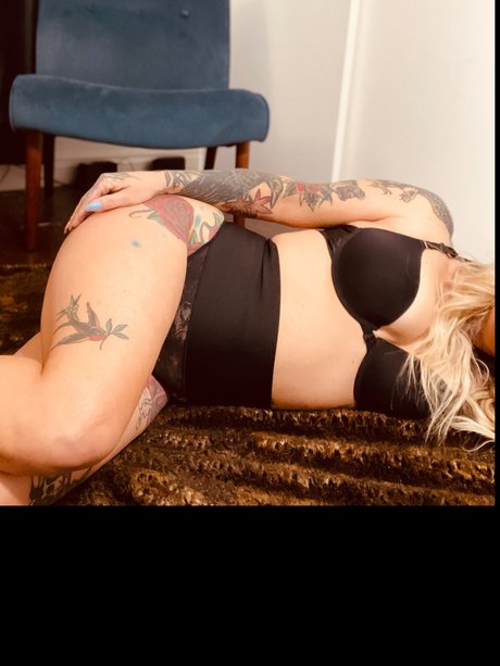 Ryan Lovemodel pornstar nudes picture