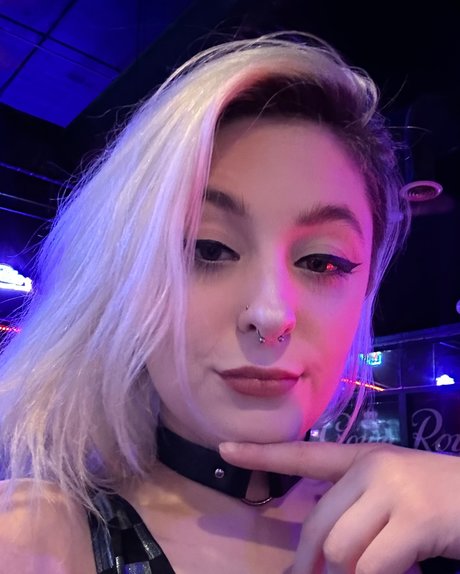 Luna Kat_ beautiful star gallery