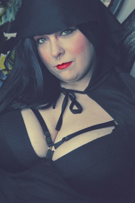 Sawyer St Sin erotic star gallery