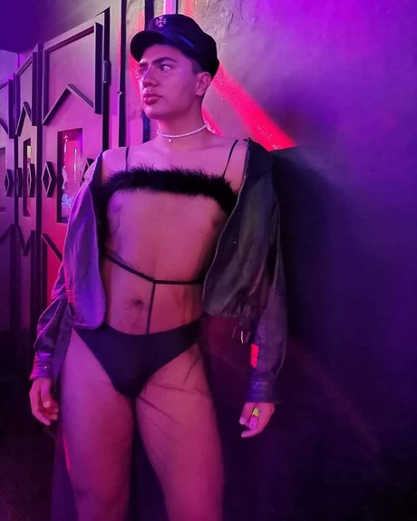 Tony Stonem naked star photo