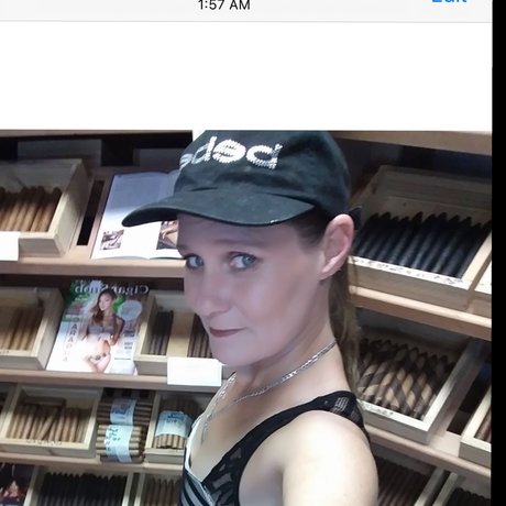 NiFTy Granny top pornstar pictures