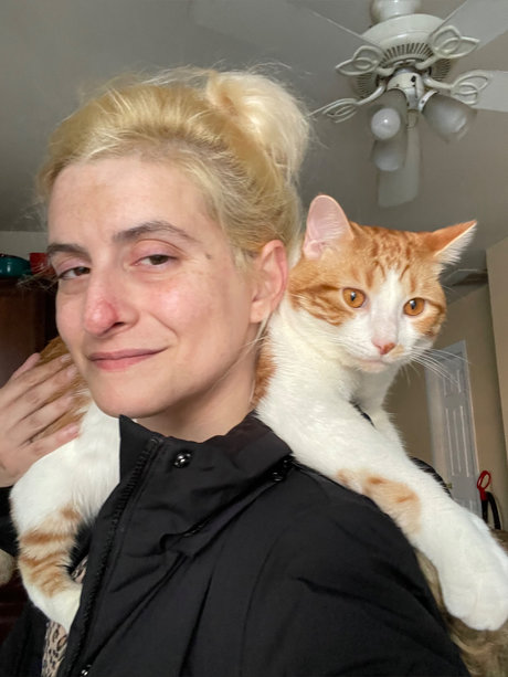 Caprice Capone hd star img