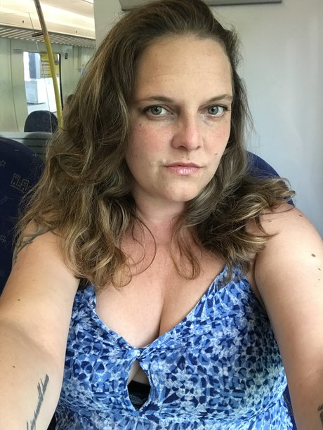 SexyWoman nude star pics