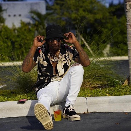 Runwitbangi art star pictures