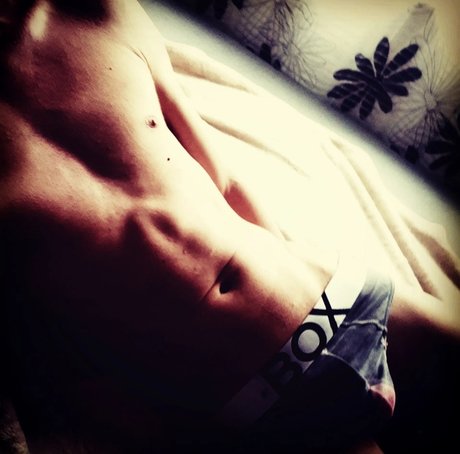 _The Masked Man_ star pretty pictures